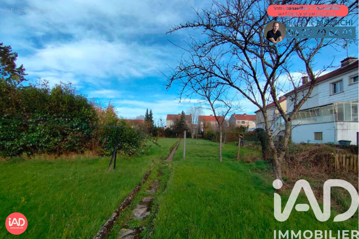 Photo 3 - Terrain à MEXY