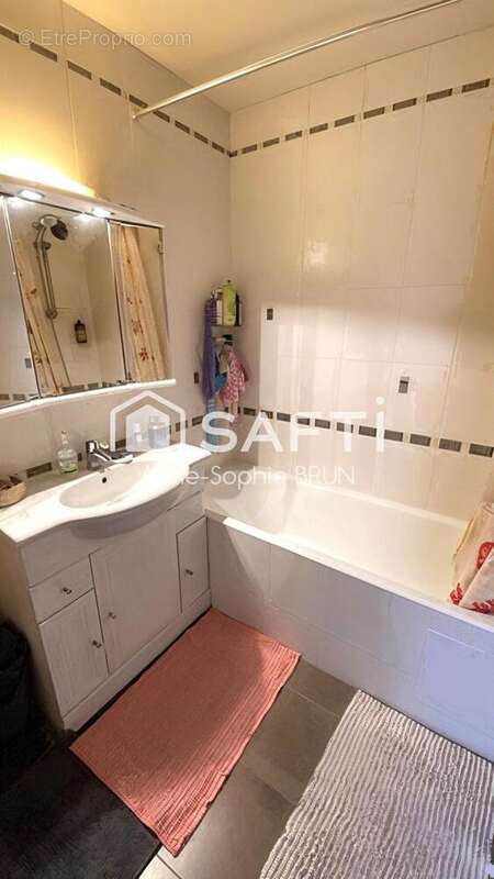 Photo 6 - Appartement à COLOMBES