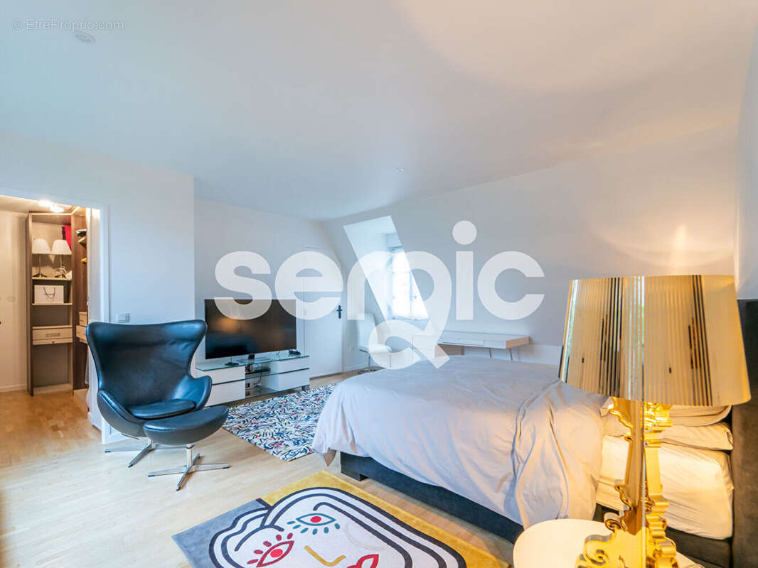 Appartement à SERRIS