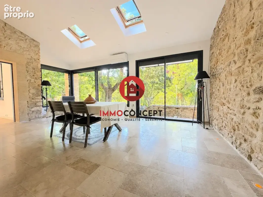 Maison 8 pièces 196 m² à vendre à Tresques (30330) - photo 5