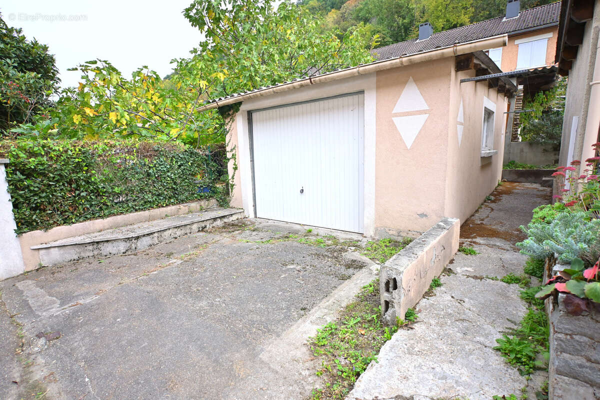 Appartement à FROGES