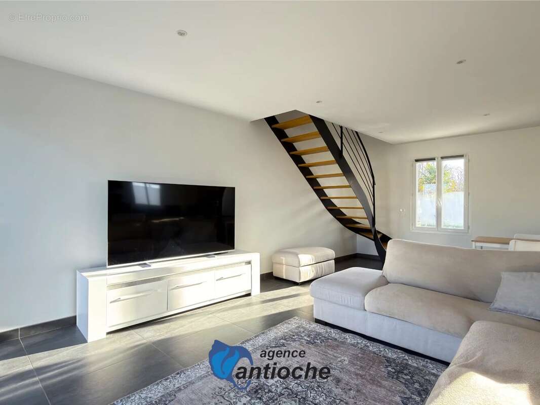 Maison à SAINT-XANDRE