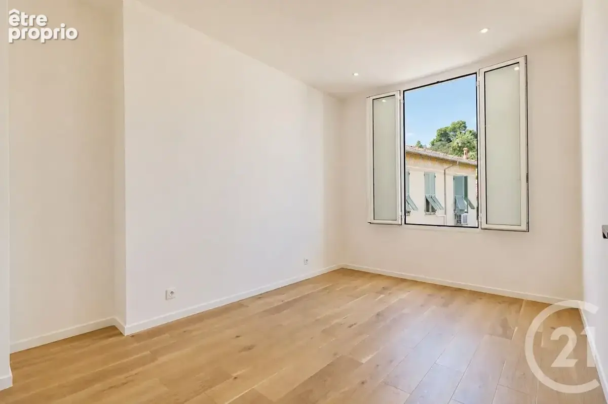 Appartement 3 pièces 59 m² à vendre à Nice (06100) - photo 8