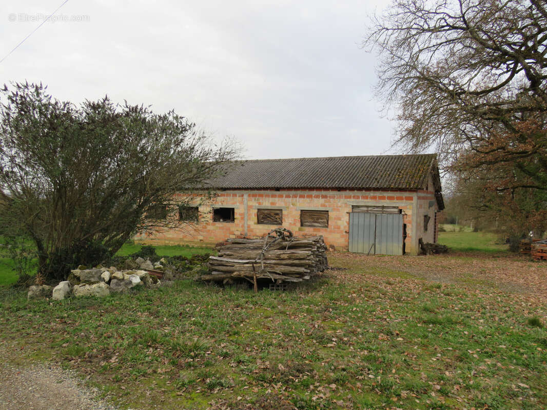 Maison à AIGUILLON