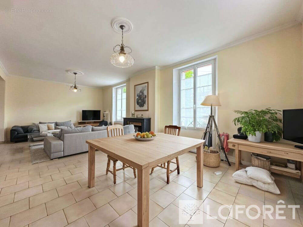 Maison à CHATEAU-THIERRY