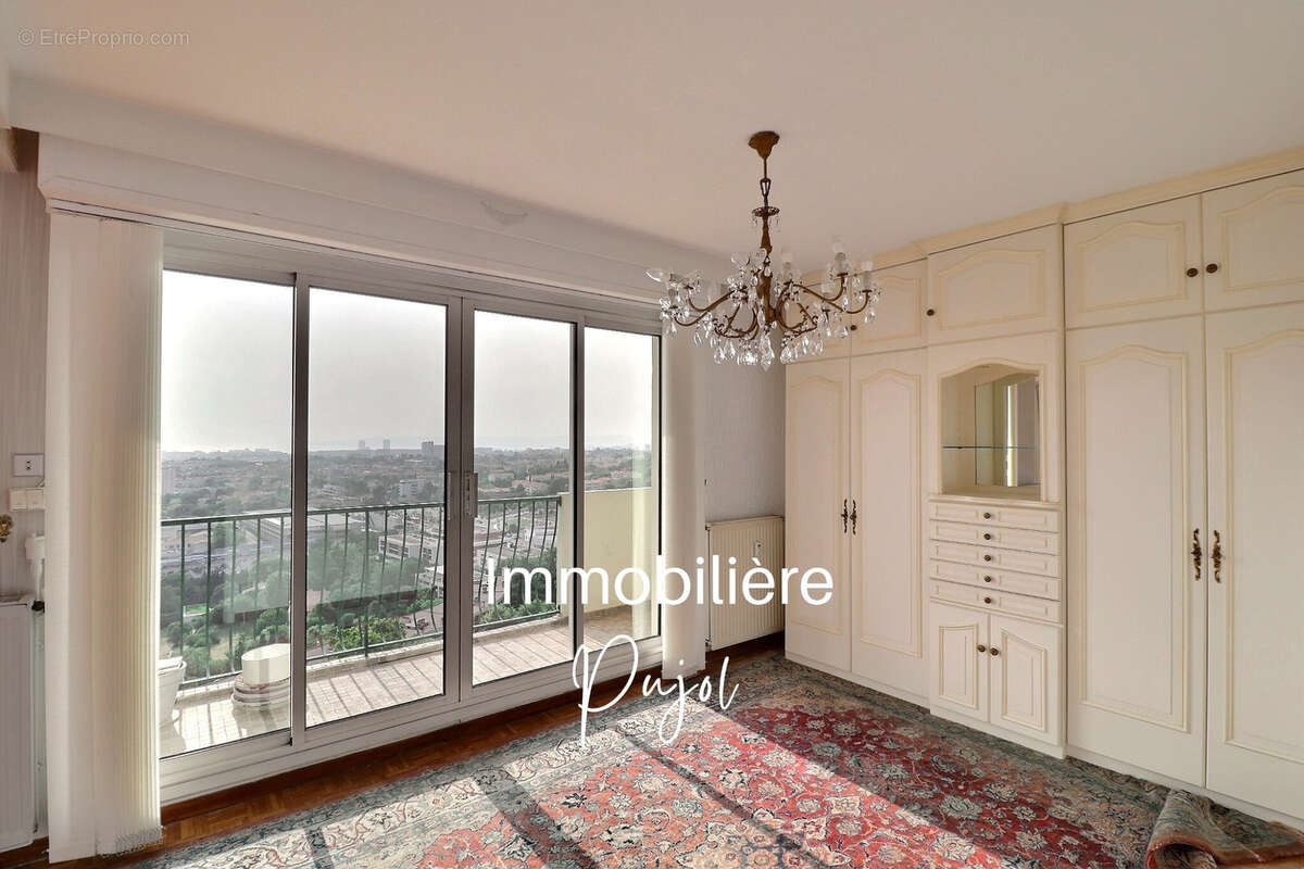 Appartement à MARSEILLE-12E