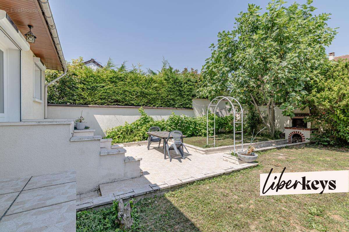 Maison à ORMESSON-SUR-MARNE