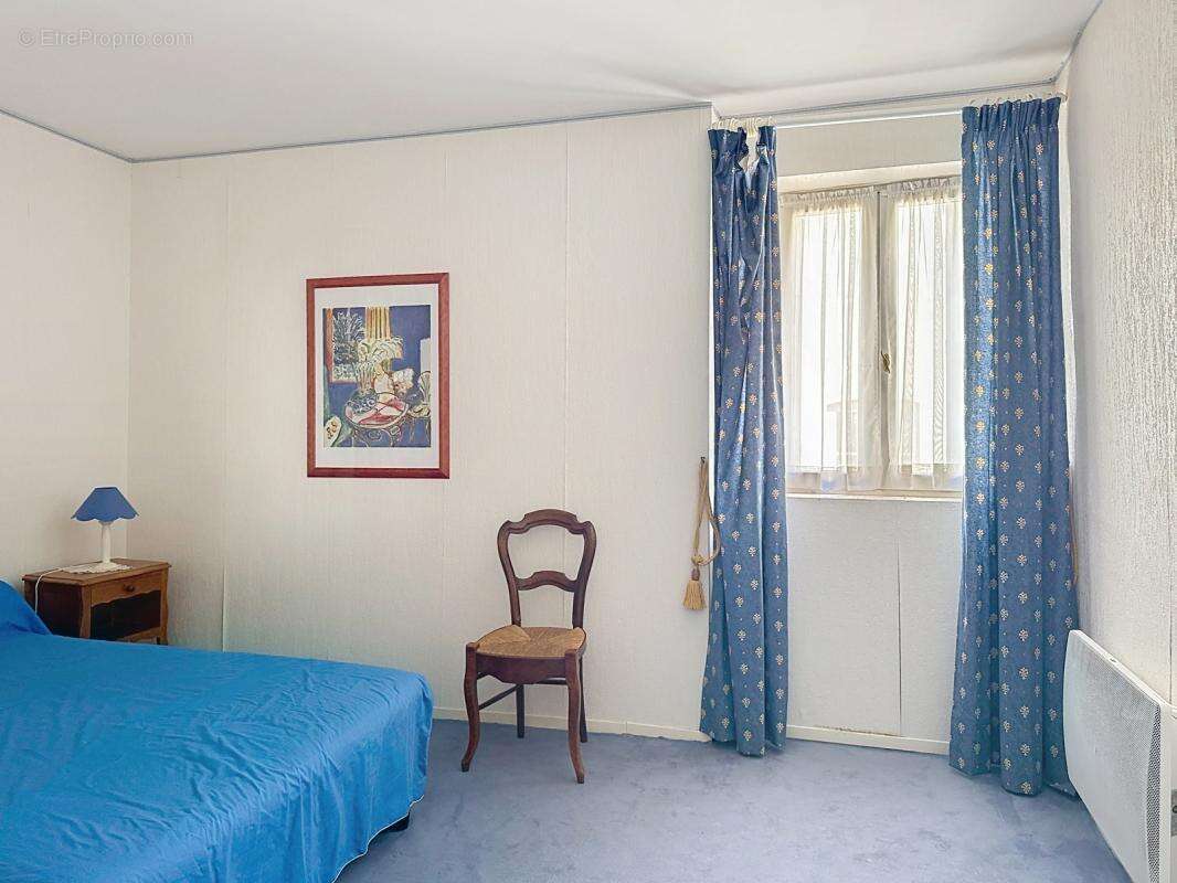 Avignon Intra-muros Duplex 157m² - 6 pièces - garage - photo 8