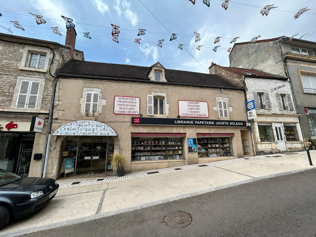 Autre à MONTBARD