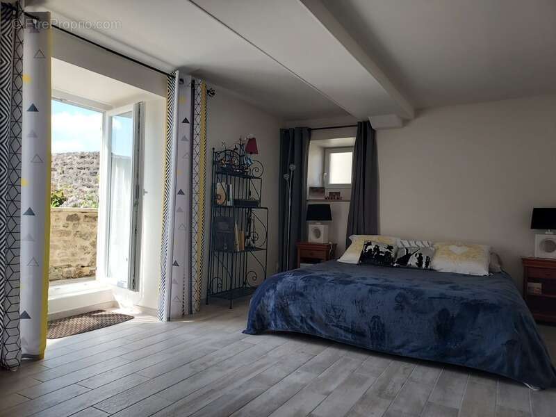 Maison à MARCILLE-LA-VILLE