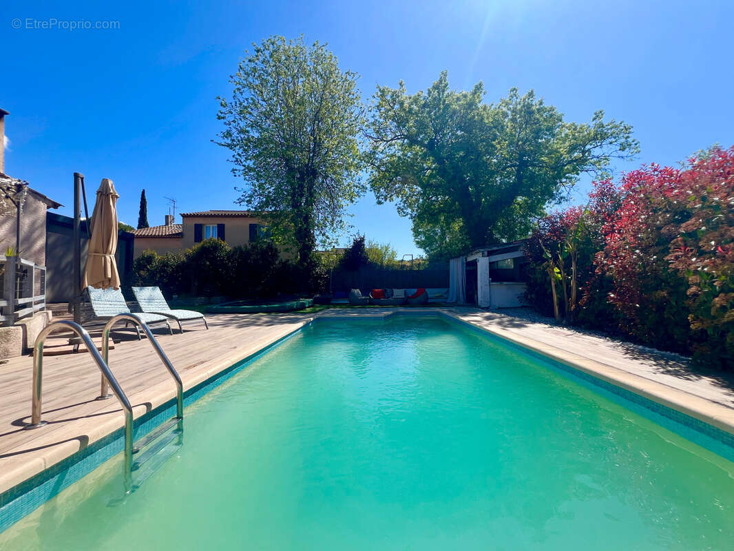 Maison à ROQUEVAIRE