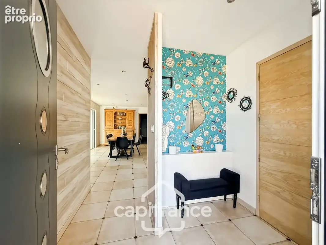 Maison contemporaine de plain-pied de 160 m² – 4 chambres – Véranda de 27 m² avec spa – Double garage – Carport – Noyal-Pontivy - photo 3