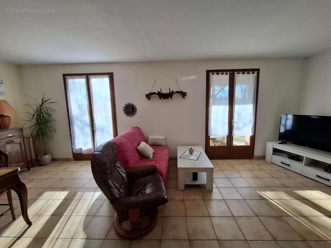Maison 184 m² à Capdenac  - photo 6