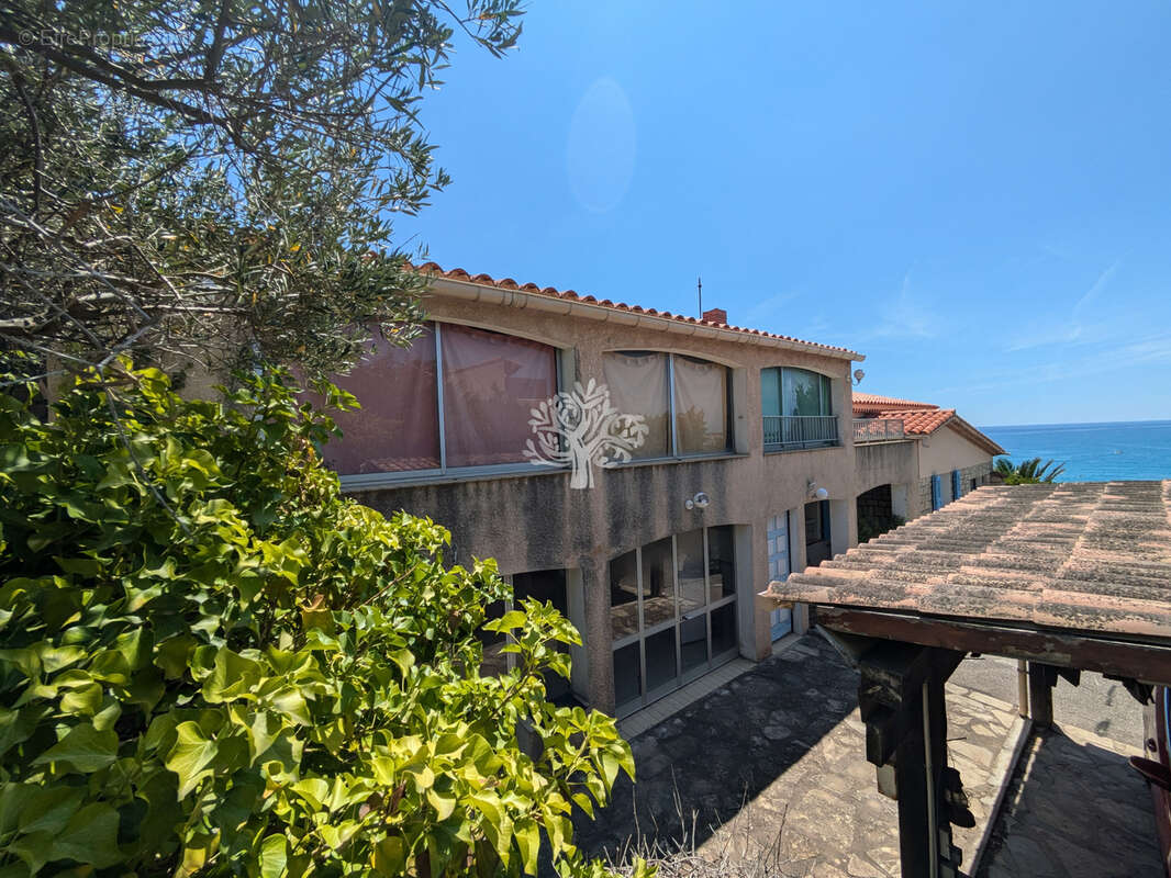 Maison à SANARY-SUR-MER