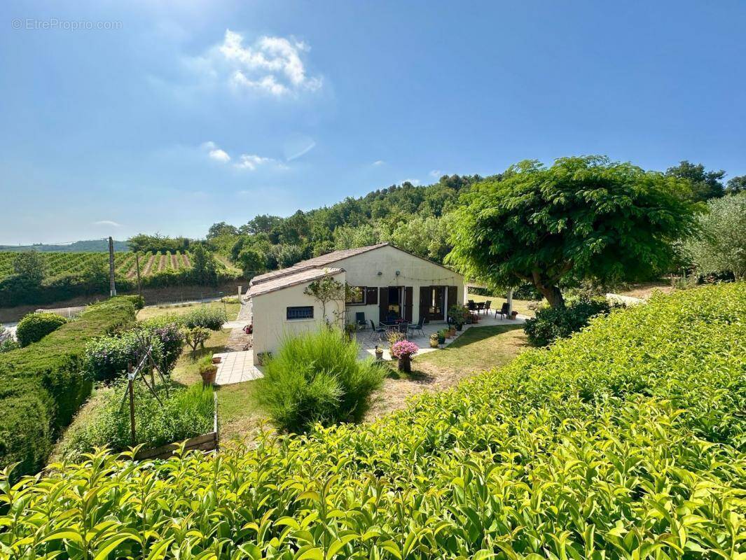 Maison à PIEUSSE