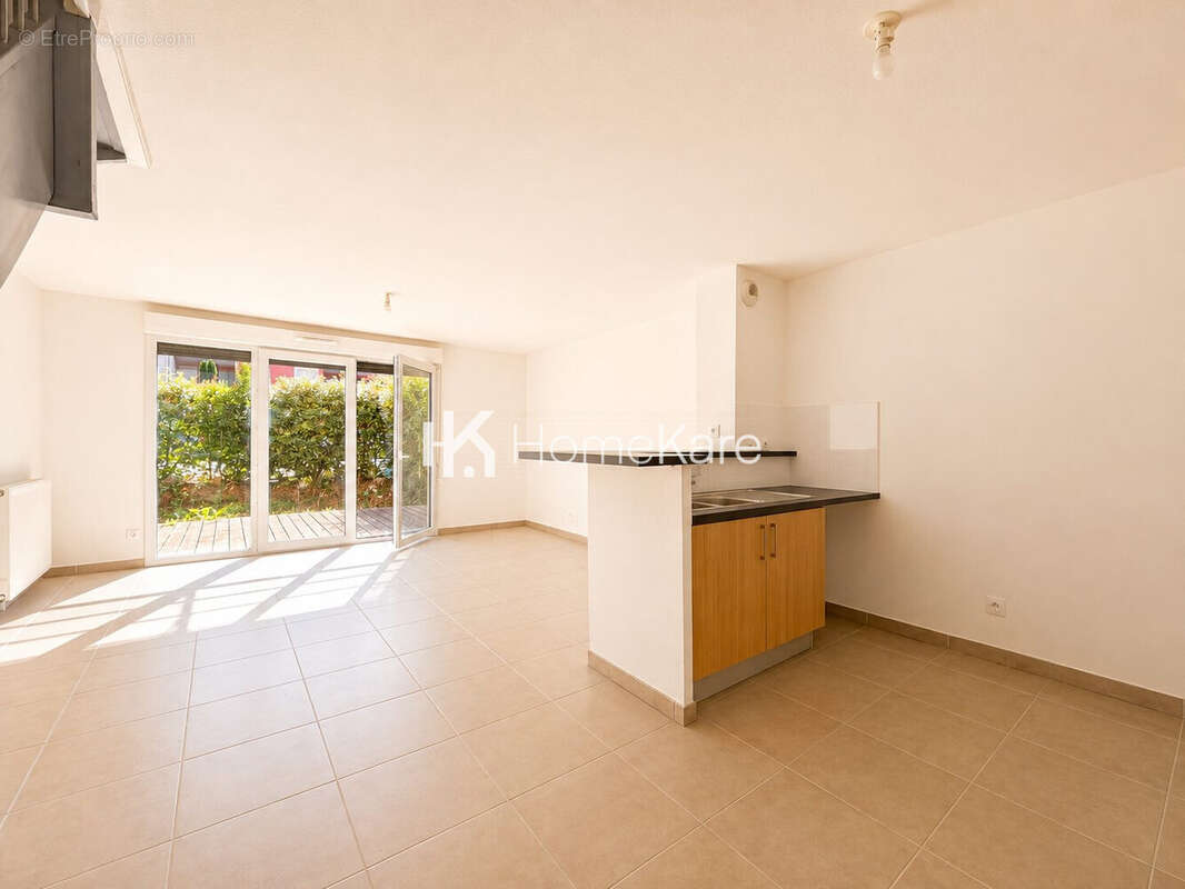 Maison 85 m² à Castanet-Tolosan  - photo 2