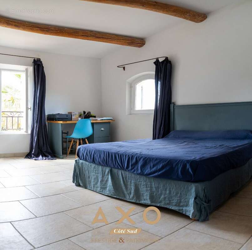 Maison à MEYRARGUES