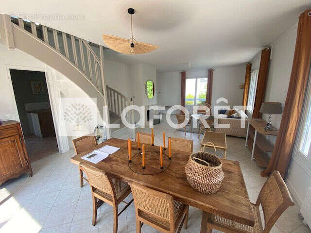 Maison à VILLENNES-SUR-SEINE