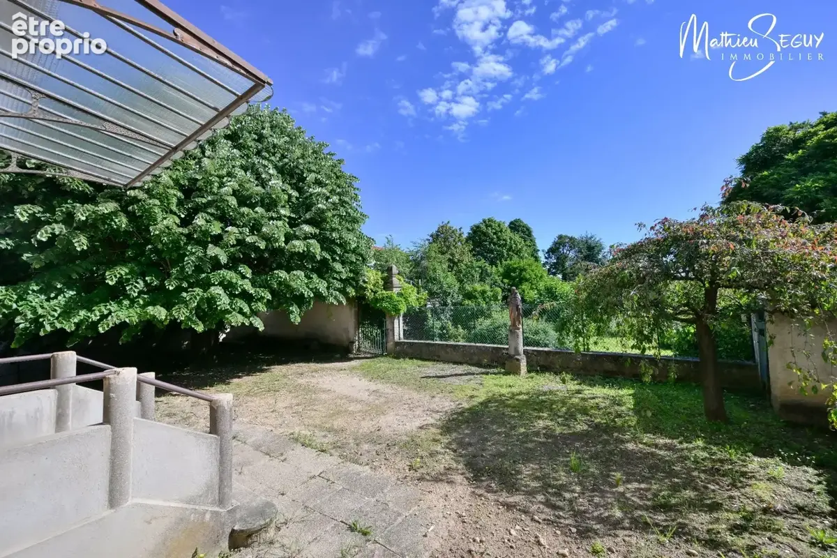 MILLERY – Beau potentiel pour cette maison P7 avec jardin, sous-sol et dépendances - photo 15