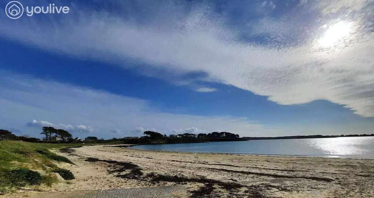 Terrain à PLOUGUERNEAU