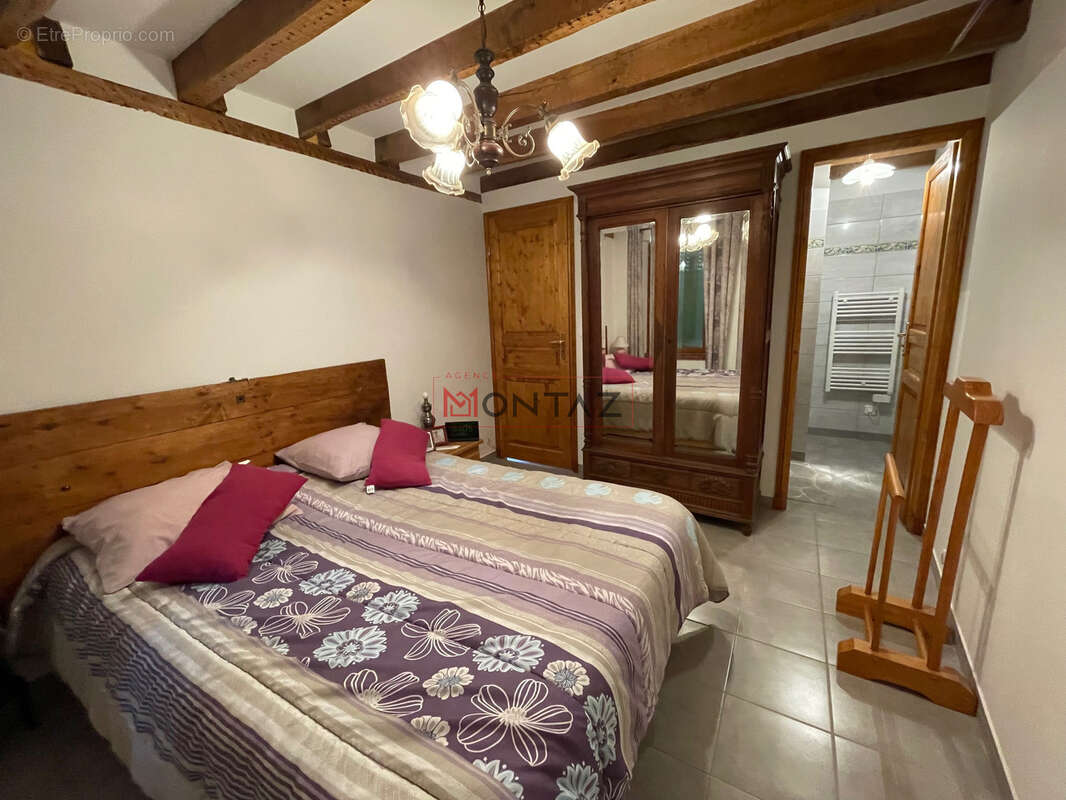 Maison à LE VEZIER