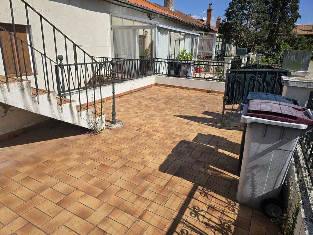 Vente Appartement Auzat-la-combelle(63570) 61 900ï¿œ - photo 2