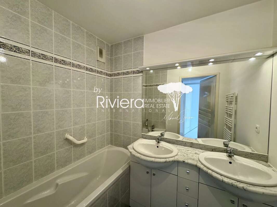 Appartement à CAVALAIRE-SUR-MER