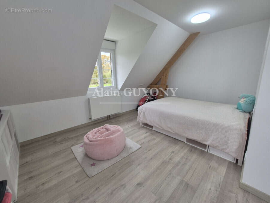 Maison à PONT-L&#039;EVEQUE