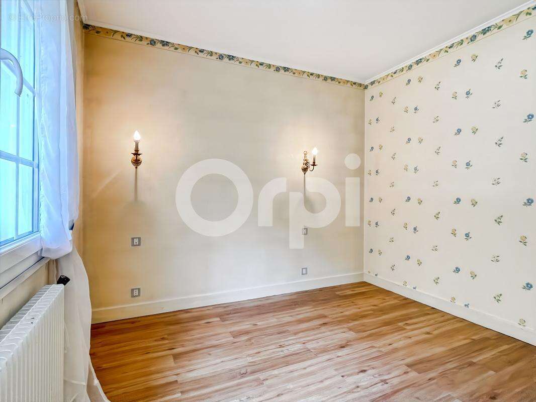 Maison à ARNIERES-SUR-ITON