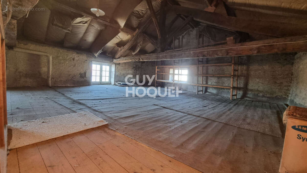 Maison à VALDIVIENNE