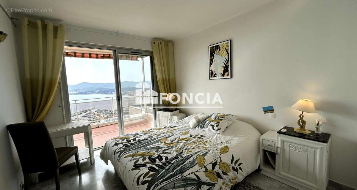 Appartement à LE LAVANDOU