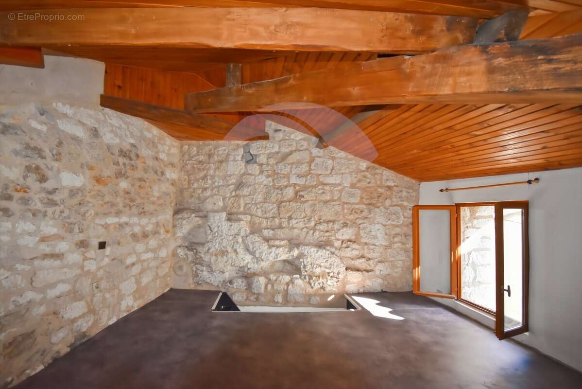 Maison 100 m² à Puylaroque  - photo 4