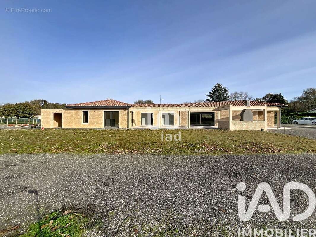 Photo 2 - Maison à LESPARRE-MEDOC