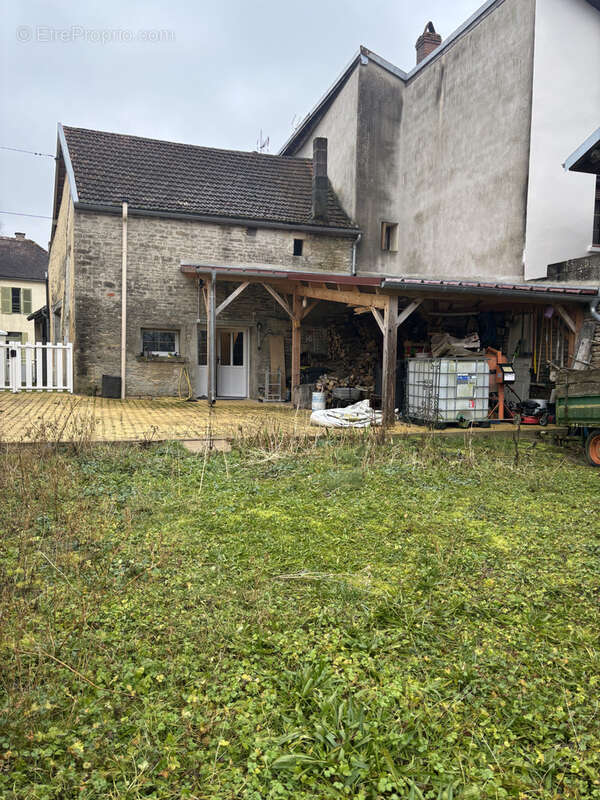 Maison à COURBAN