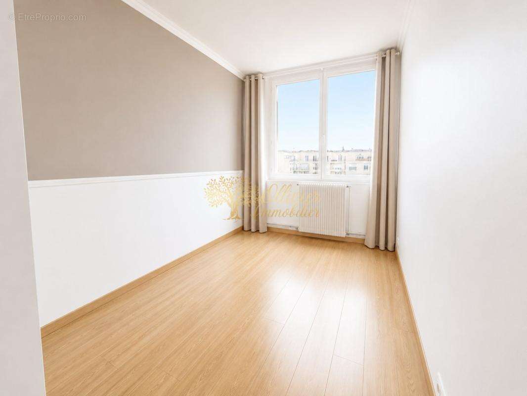 Appartement à SAINT-MAUR-DES-FOSSES