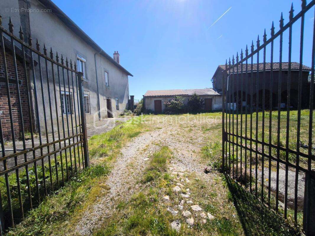 Maison à VEYRAC