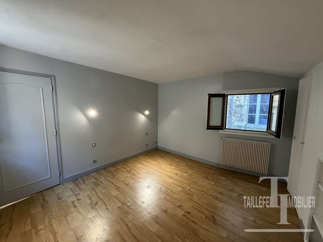 Appartement 156 m² à Perigueux  - photo 6