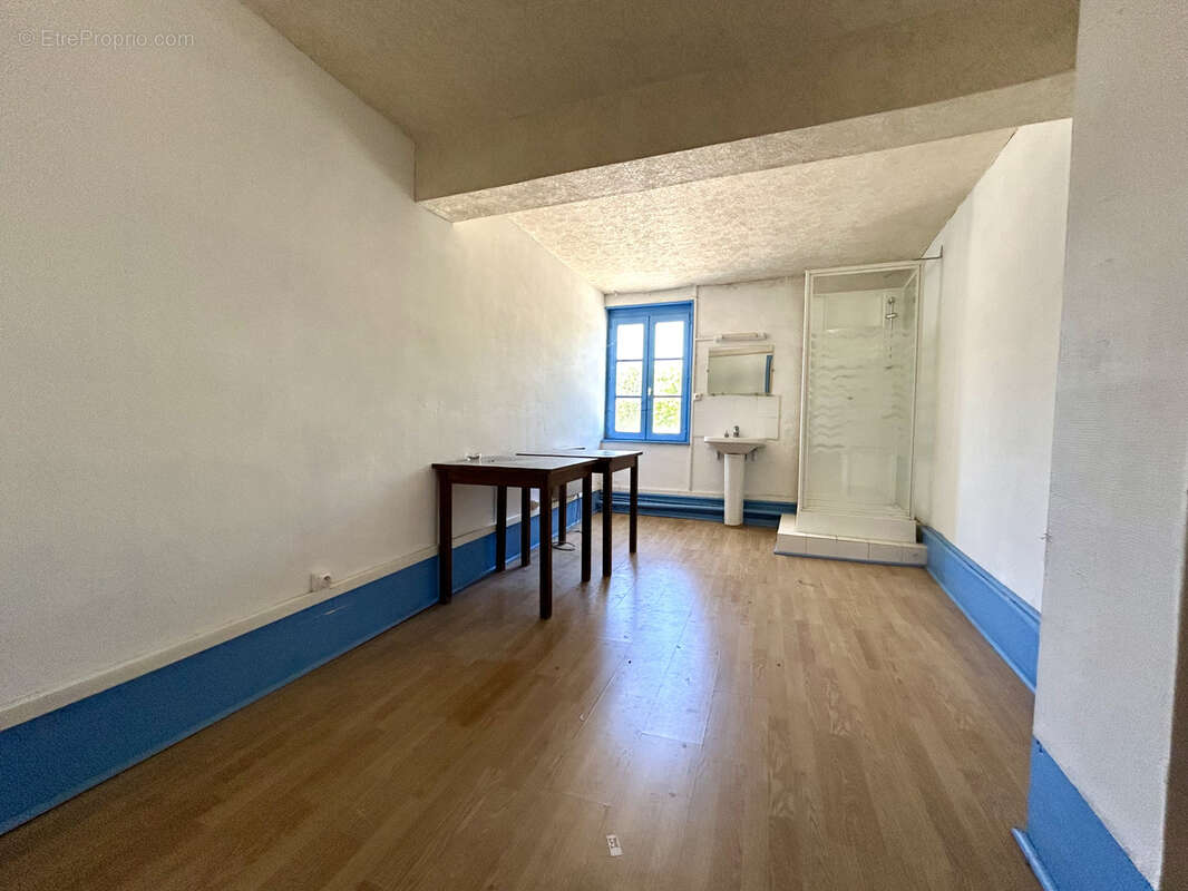 Commerce à VERDUN-SUR-LE-DOUBS