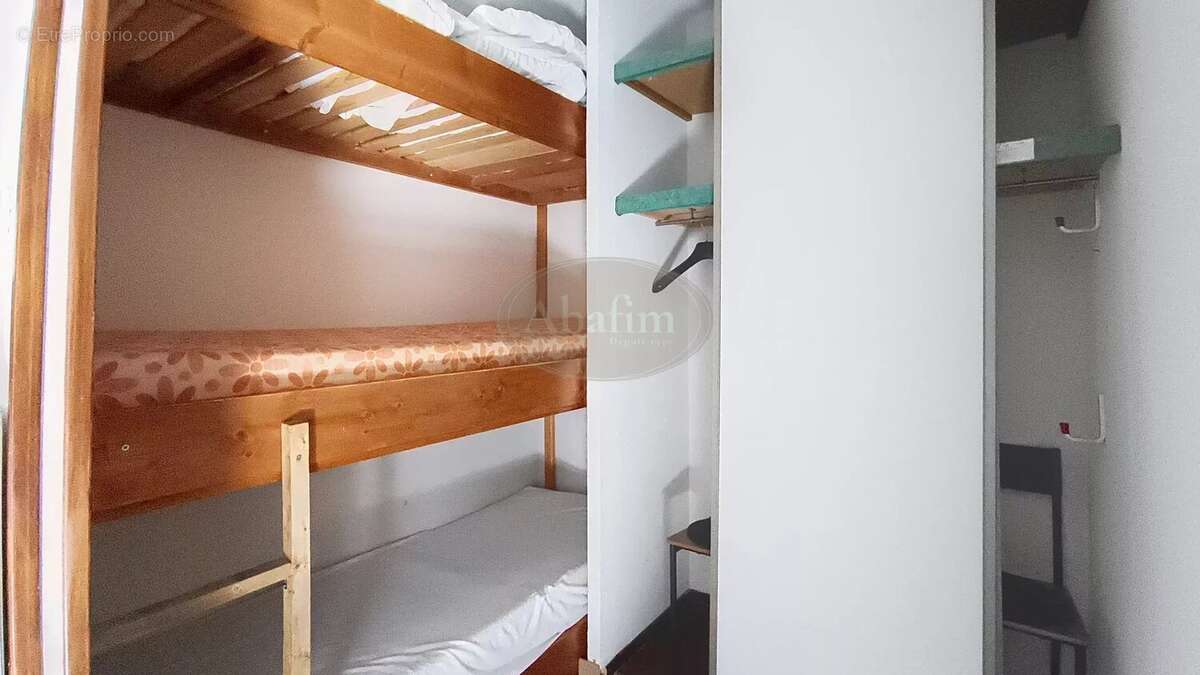 Appartement à MAYREGNE