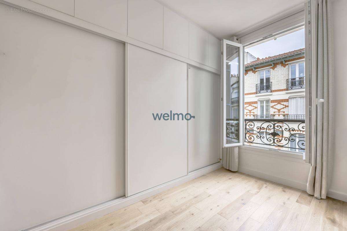 Appartement à LEVALLOIS-PERRET