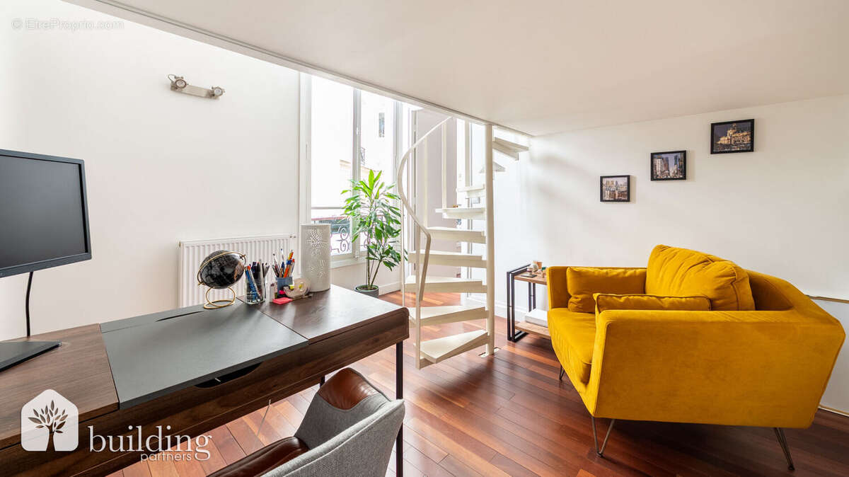 Appartement à PARIS-8E