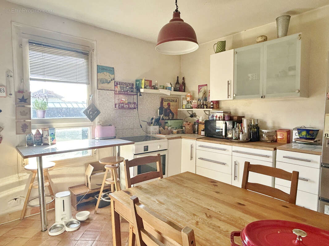 Appartement à CRAPONNE