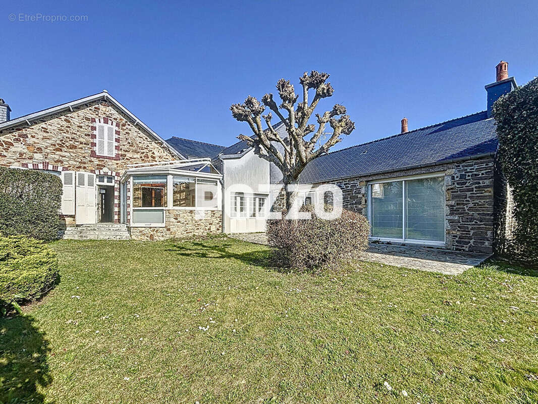 Maison Barneville Carteret 9 pièces 189 m2 - CARTERET- double garage - 5 chambres - terrain de 1153m² - photo 16