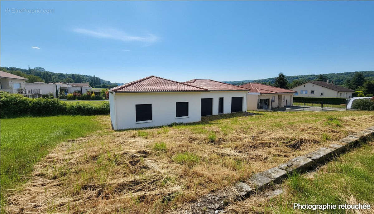 Maison à HAUTERIVES