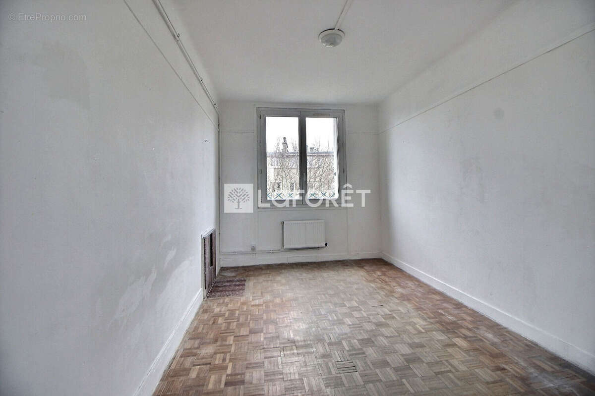 Appartement à SURESNES