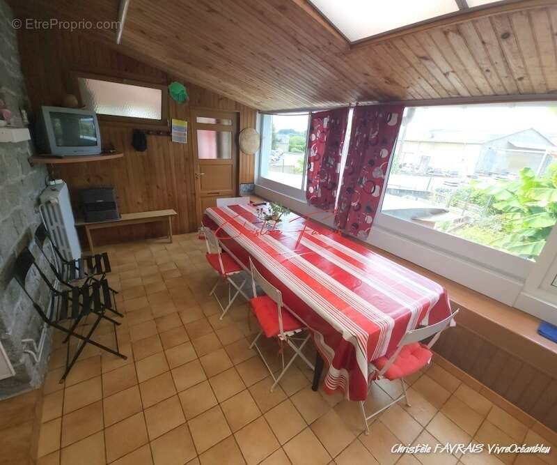 Maison à LOUVIGNE-DU-DESERT