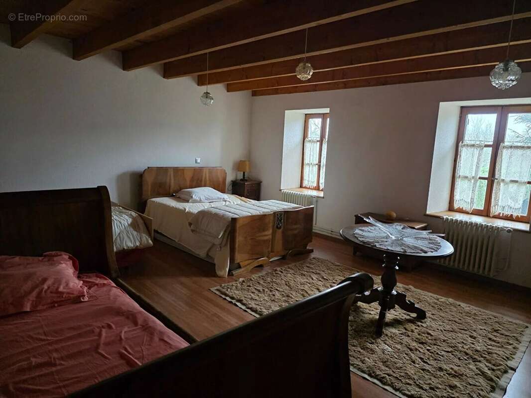 Maison à HOSTUN