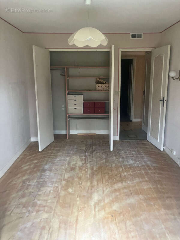 Appartement à SURESNES