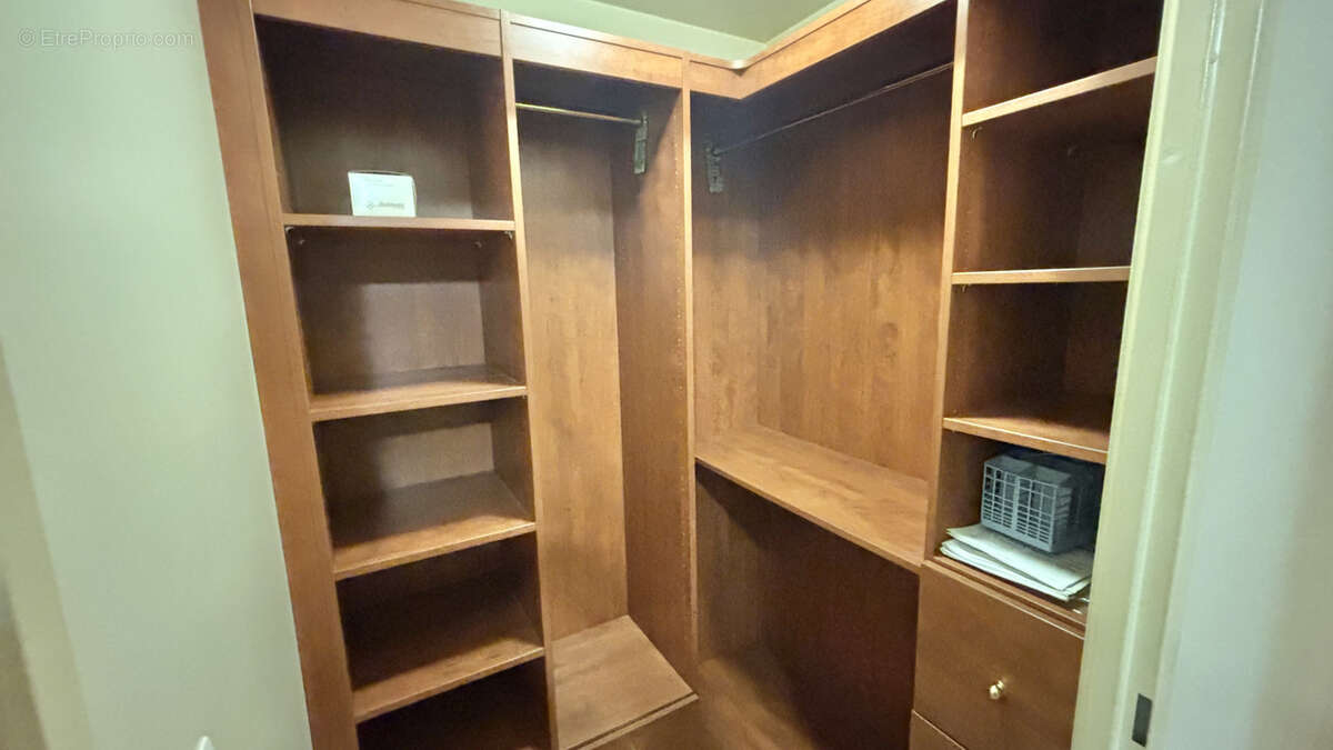 Appartement à SAINT-GRATIEN