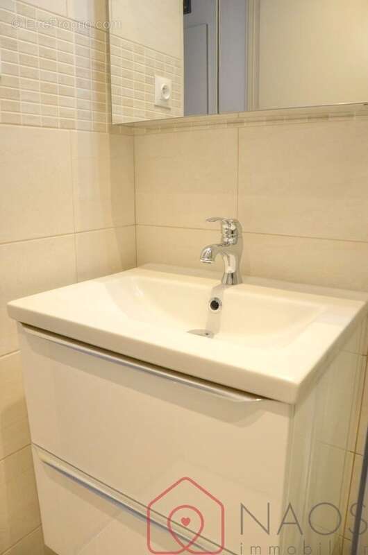 Appartement à GREOUX-LES-BAINS